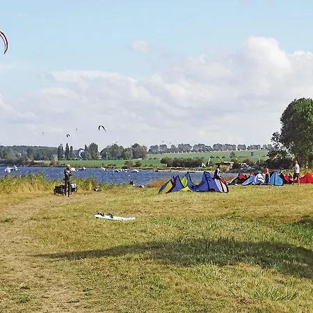 Two-bedroom In Apartamento